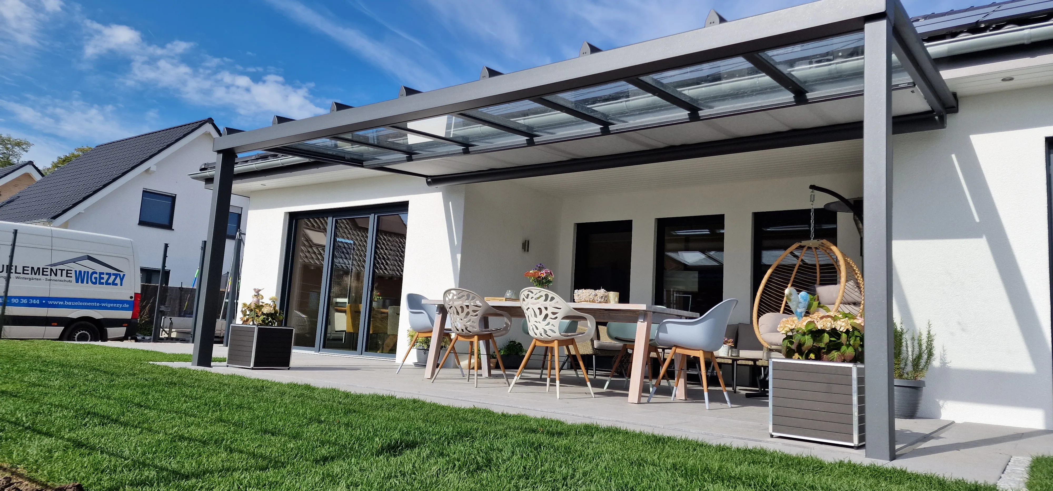Sonnenschutz mit ZIP-Markise am Niederrhein – Montage in Wesel durch Bauelemente Wigezzy